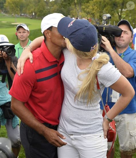 Photo Tiger Woods Et Lindsey Vonn Amoureux Lors De La Presidents Cup Au Muirfield Village