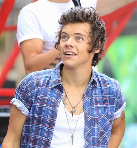 Harry edward styles is an english singer, songwriter and actor, known as a member of the boy band one direction. Sexy Harry Styles Pictures | POPSUGAR Celebrity UK Photo 106