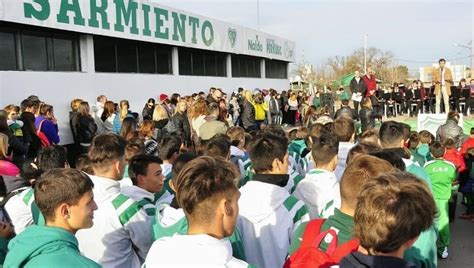 Cancha de fútbol del club atlético sarmiento de junín. Inauguraron la Ciudad Deportiva y la cancha de hockey de ...