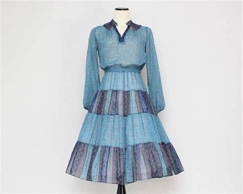 Blue Prairie Dress Size Medium Vintage 1960s Floral Print Prairie