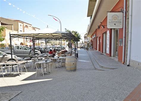 Trova gli orari di apertura e di chiusura dalla categoria centro commerciale a tortolì ed altri dettagli come l'indirizzo, il numero di telefono, sito web. PANE E DOLCE, Tortolì - Menu, Prezzo & Ristorante ...