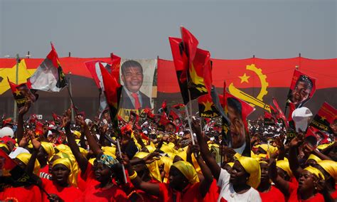 Angola Angola Comemora Independência Entre Restrições E O Clamor Das Ruas