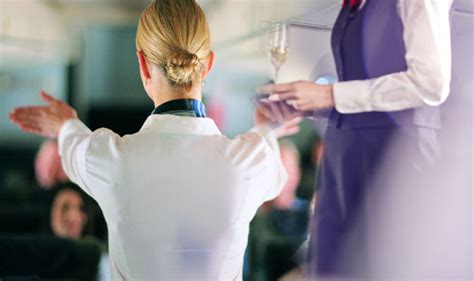 Flight Secrets Flight Attendants Make A Note When Passengers Do This