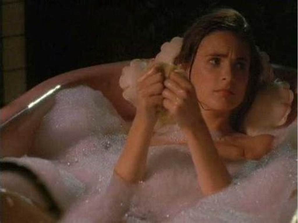 Classy showing porn images for marlee matlin fake porn part #13 sex pic 108...