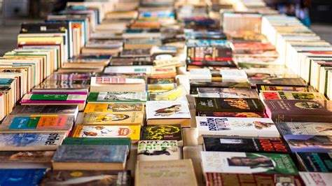 Big bad wolf babalik sa manila ngayong 2019! Malaysia's biggest book sale has now gone online with 20 million books up for grabs - Culture