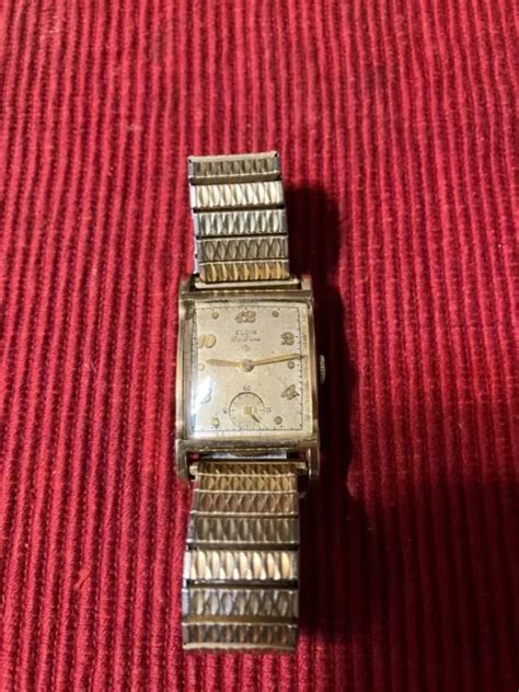 Vintage Elgin Deluxe 17 Jewels Mens Watch 10k Gold Filled Case And Band