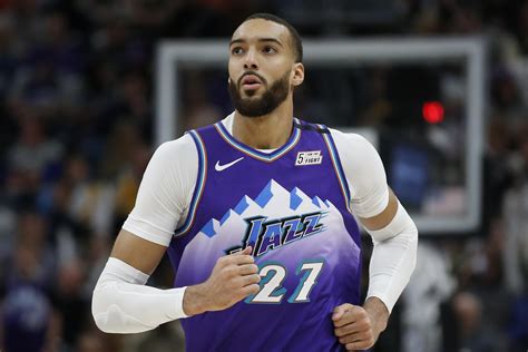 Il est l'un des pivots de l'équipe du jazz de l'utah évoluant en nba. Rudy Gobert Trade Rumors: 'Rumblings' Jazz 'Were Growing ...