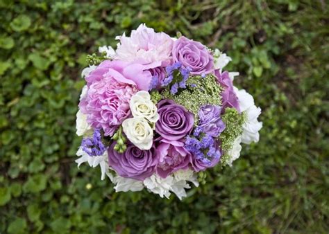 Check spelling or type a new query. What Do Lavender Roses Mean? | LIVESTRONG.COM