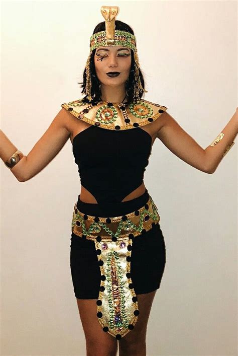 Halloween Costumes Homemade In 2020 Halloween Costume Outfits Costumes For Women Cleopatra