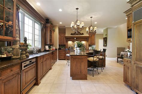 17 Inspirational Ideas For Decorating Traditional Kitchen