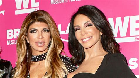 ‘rhonj Cast Reacts To Teresa Giudice And Danielle Staub Feud Hollywood