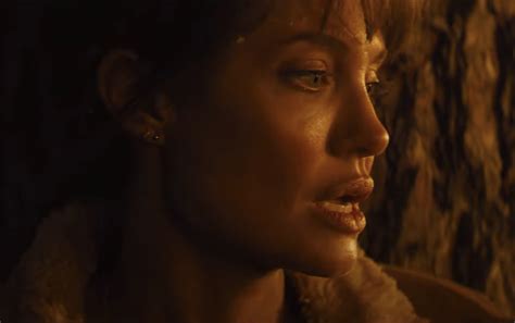 ‘those Who Wish Me Dead Trailer Angelina Jolie Western Thriller