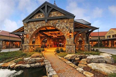 Learn more location details and find a cabin to rent for your vacation. Lake Lanier Islands Resort (Lake Lanier Islands, GA ...