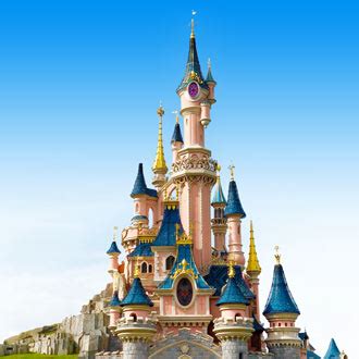 In disneyland parijs, op een paar uur rijden vanaf amsterdam, vind je een magisch koninkrijk met alle klassieke helden en heldinnen. Vakantie Disneyland Parijs » Deals 2020 | Prijsvrij.nl