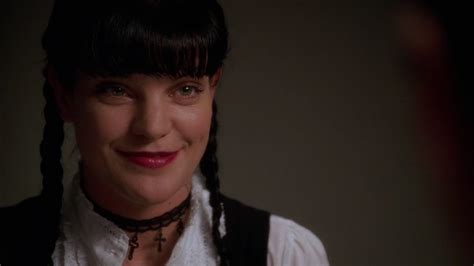 11 Memorable Abby Sciuto Ncis Moments Now That Pauley Perrette Wont