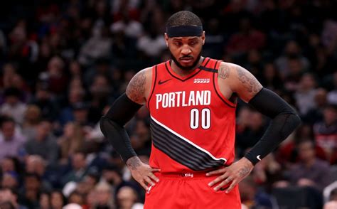 Cuarta victoria consecutiva de portland con 33 puntos de lillard. Carmelo Anthony: Trump ha declarado la guerra al pueblo ...