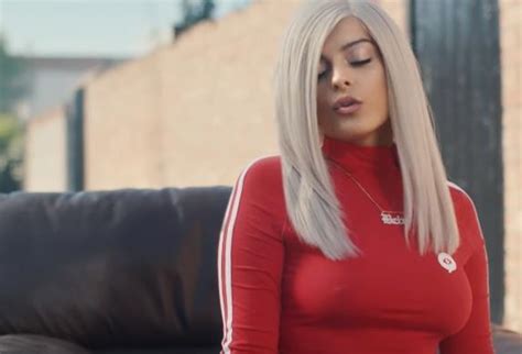 Last hurrah in the style of bebe rexha. Musikvideo: Louis Tomlinson feat. Bebe Rexha & Digital ...