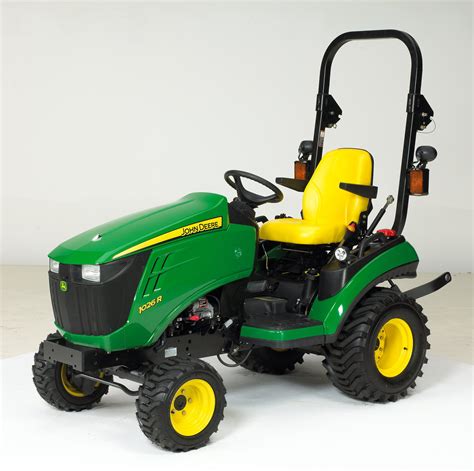The origins of the world famous brand go back to the distant xix century during the colonization of the american midwest. John Deere Tractor Models: A Visual Guide to Farm Tractors ...