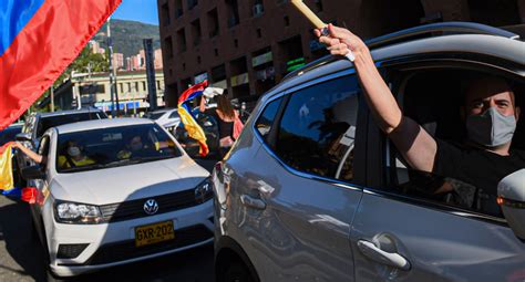 Aug 13, 2021 · pico y placa particulares en cali hoy sábado, 14 de agosto de 2021 se restringe la circulación de vehículos particulares según el último dígito del número de la placa. Pico y placa Medellín 2021: alternativas y qué pasará con ...