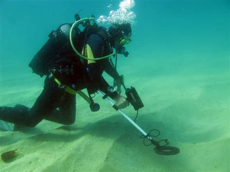 Underwater Metal Detectors And Detecting Tips