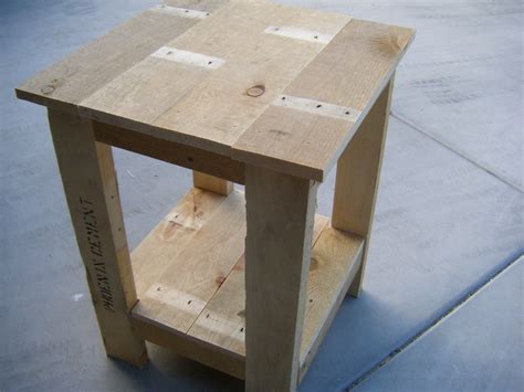 Eat Live Play Side Table Pallet Redux