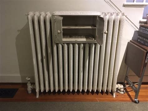 Vintage Radiators with Built-In Plate Warmers Sound Pretty Good Right Now