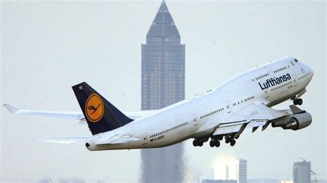 Königin Der Lüfte Boeing Stellt Produktion Des Jumbo Jets 747 Ein