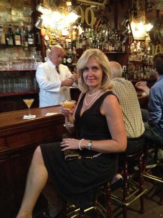 Wife Enjoying A Sidecar Harry S New York Bar Foto Van Harry S New