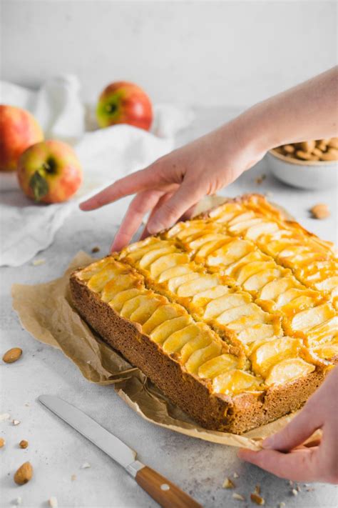 Milch vom herd nehmen, angerührtes puddingpulver einrühren und nochmal kurz aufkochen. Apfel Mandel Kuchen / Histaminarm-Glutenfrei-Laktosefrei