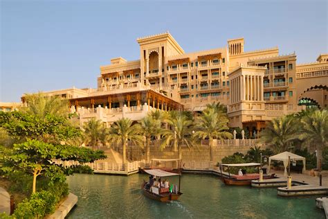 Al Qasr The Jewel Of Madinat Jumeirah Dubai Uae