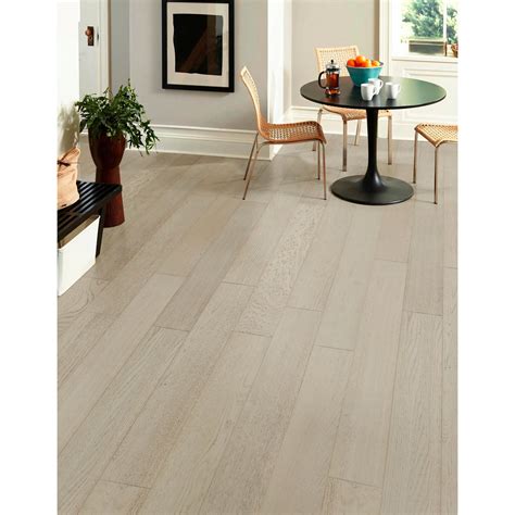 Patterson Falls White Oak Wire Brushed Water Resistant Engineered