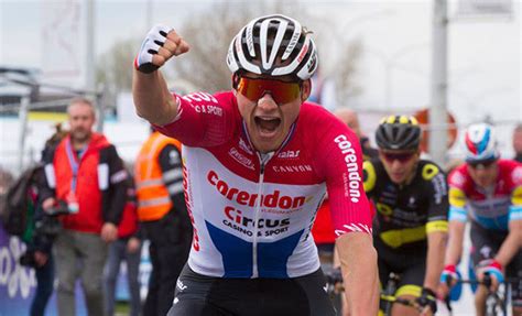 Komend weekend maakt mathieu van der poel zijn wederoptreden in de cross. Bikemagazine - Mathieu van der Poel vence a Dwars door ...