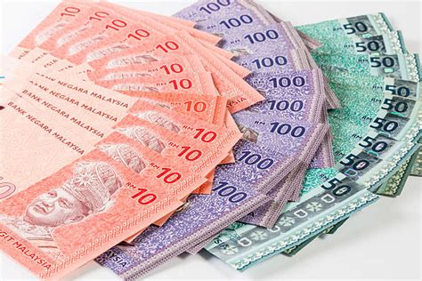 Today malaysian ringgit rate to us dollar (800 myr to usd) is 197.12 pkr, all pesos china yuan colombia pesos comptoirs francais du pacifique francs costa rica colones croatia kuna currency czech republic koruny danish krone dominican republic pesos east caribbean dollars egypt. Malaysia Money Stock Photos, Pictures & Royalty-Free ...