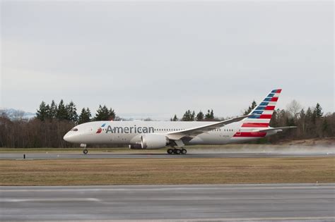A Curious New American Airlines Livery Live And Lets Fly