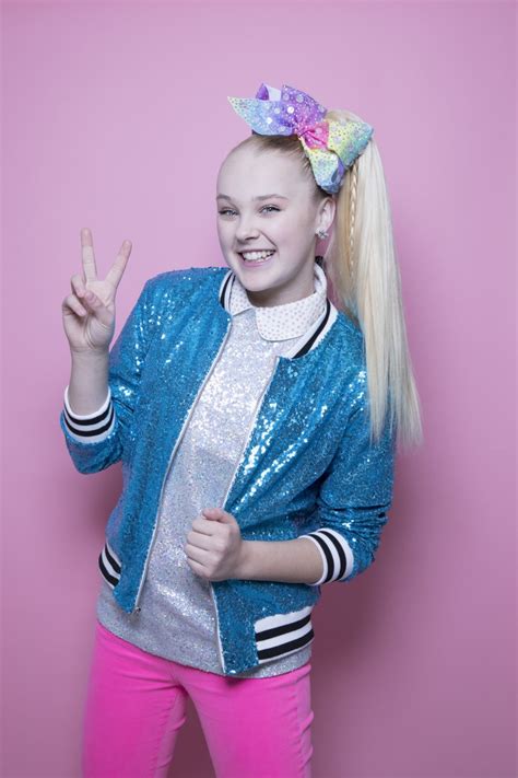 Jojo Siwa Comes Out As Gay Her T Shirt Suggests She Did
