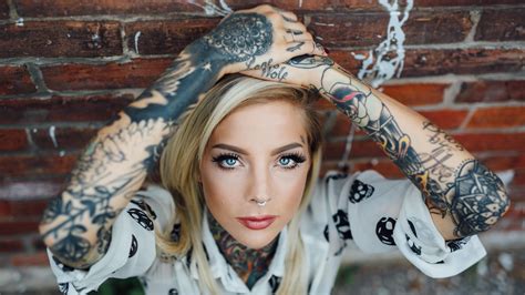 Sexy Tattooed Pierced Blue Eyed Long Haired Blonde Girl Wallpaper 4183