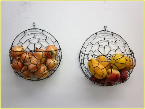 The baskets design allows you to easily gather and hose off your. Cool Wall Mounted Fruit Basket - HomesFeed