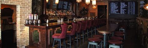 14 Chicago Bars Perfect For A First Date Chicago The Infatuation