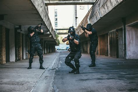 Swat Team In Action Stock Photo Download Image Now Alley Armed