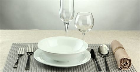 Willst du einmal so richtig nobel zum dinner laden? Tisch Decken Besteck | Bitz Teller 22 Cm Schwarz - Lille ...