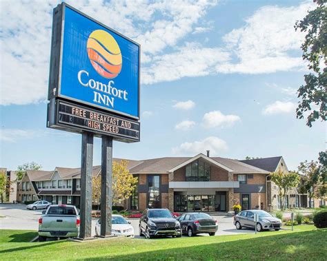Comfort Inn Hotels In Oakville On By Choice Hotels