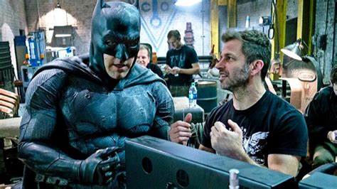 Zack Snyder Confirms Flash Used Spoiler In Bvs To Time Travel