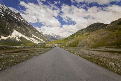 Straight Road In Leh Ladakh Nh1 In Jammu And Kashmir India Stock