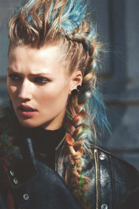 Jessica and trencita are mother and daughter who both love beautiful braids! 39 Viking hairstyles for men and women | Hairstylo