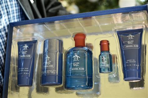 Check out some of our favorite wedding favors and welcome gifts below! Last Minute Holiday Set for Him From Original Penguin ...