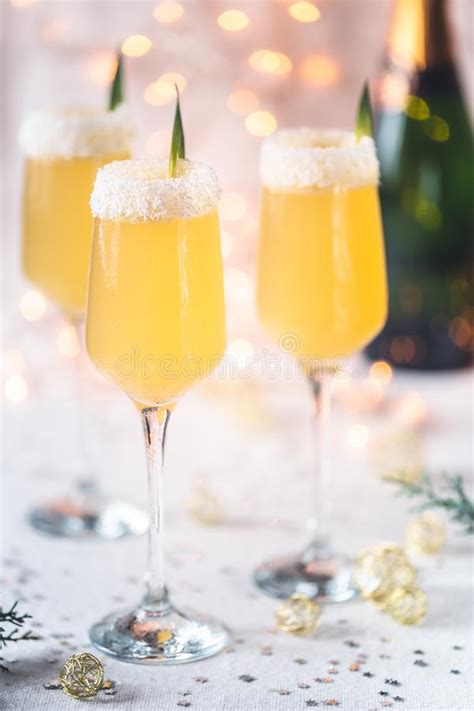 Peppermint white christmas cocktails are simple, pretty and absolutely delicious!. Pineapple And Coconut Champagne Cocktail For Celebration ...