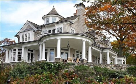 20 Homes With Beautiful Wrap Around Porches Housely