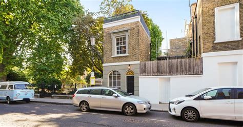 Londons Smallest House Not Much Bigger Than A Garage Goes On Sale