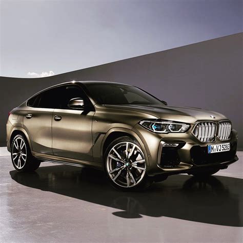 Above all, this is visible in the extremely athletic body of the vehicle along with the new, distinctive design language, which is displayed by the supreme exclusivity and visionary technologies such as the impressive bmw kidney grille 'iconic glow'. BMW unveils a new generation of the X6 that laid the ...