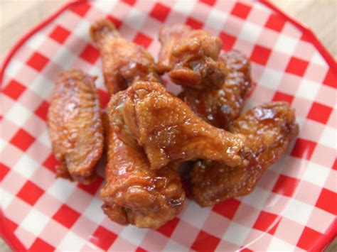Mouthwatering baked garlic parmesan chicken wings are the perfect party appetizer, game day food or tasty snack. Chicken Wings with Homemade BBQ Sauce Recipe | Ree ...